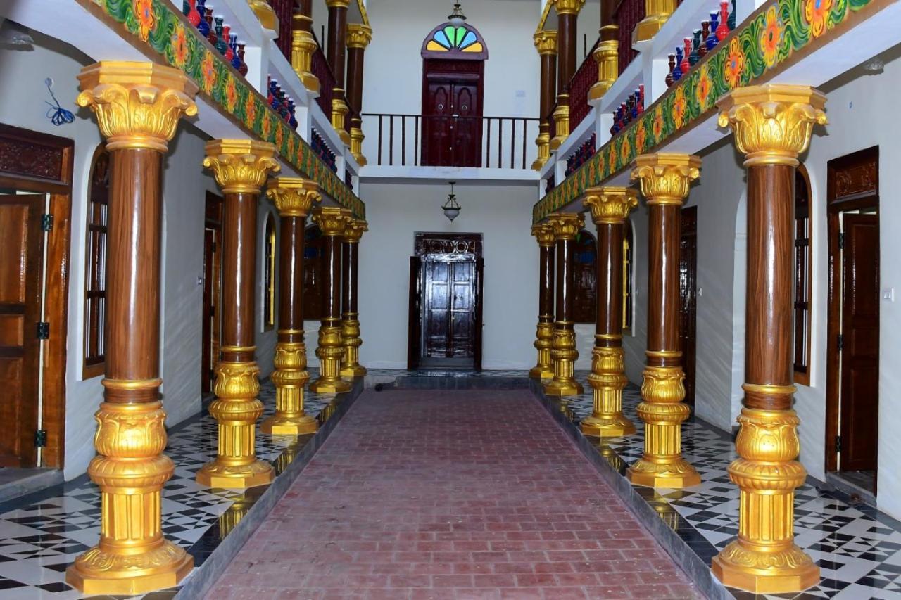 Отель Chettinad Manor Kanadukattan Экстерьер фото